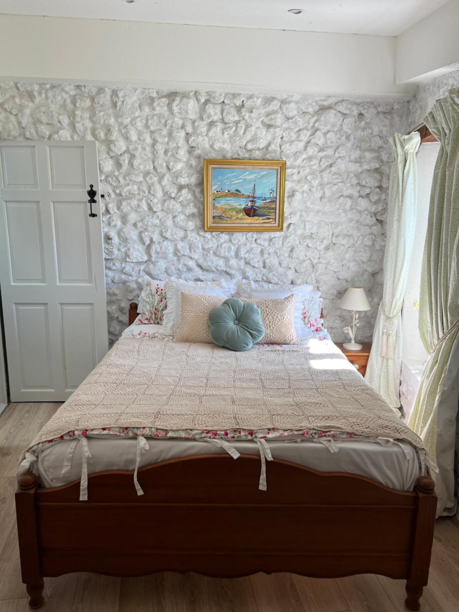 Entire Apartment With Swimming Pool Near Aubeterre Saint-Romain  Bagian luar foto